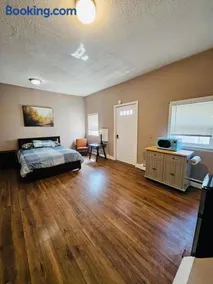621M Studio room with private bathroom near Whole Foods, Brown University , Downtown - Image 4