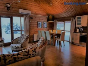 Geysir - Modern Log Cabin - Image 4
