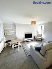 Rose Wynd Cottage-Close to beach - Image 1