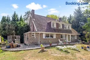 Whole guest house - Image 2