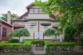 Ballarat Station Apartments Queen studio with Spa - Image 2