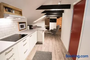 Parkvillan - Image 2