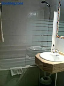Hostal Del Carmen - Image 3