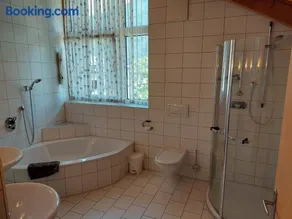 Michl's Villa - Image 2