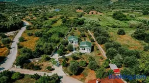 Oikies Verde - Image 1