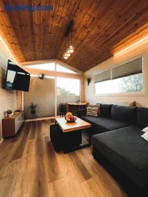 Charmful Sunset Cabin - Private Hot Tub & Sauna - Beach access - Image 2