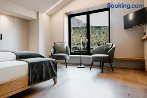Stricker Aparthotel - Image 4
