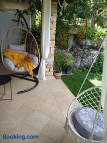 Apartment PARENZANA, little row HOUSE with big green yard in central Istria - Image 3