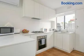 Quiet & Private with city access and free wifi - Image 1