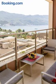 Lux Apartments Harmonia - Image 1