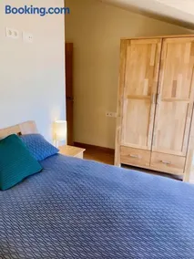 Apartament dúplex amb vistes al Pirineu català - Image 3