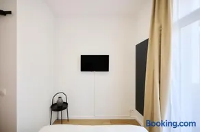 Apartment Combaz 4 - Image 1