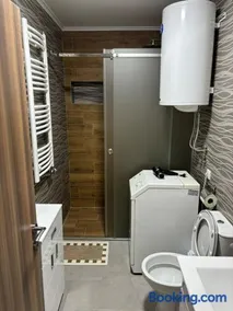 Icy Apartment - Image 3