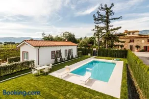 Podere Villa Olmo - Image 1