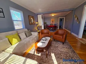 Comfy & Chic Apartment for 2026 World Cup FREE PARKING - Image 3