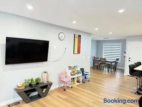 Spacious 2 BR - 2 Bth House in Haysboro - Image 4