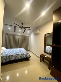 Beach View Luxury 2 BHK near Candolim with Pool - Image 2