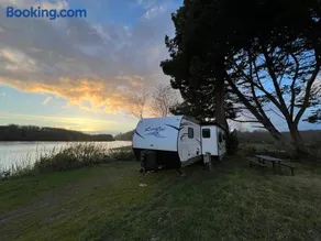 Surfside Glamping camper - Image 1