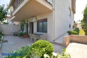 Corner house - Image 3