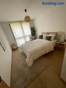 Private Room,living room, Piscine & Parking en cohabitation avec le hôte seulement - Image 3