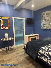 420 Friendly Suites - Image 2