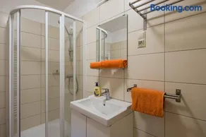 Hedon Brewery Apartments - 200 meter to the Beach - Image 2