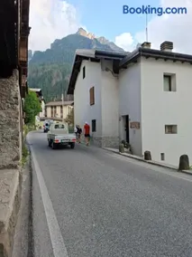 Una Civetta sul Lago - Image 2