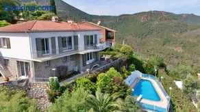 Haut de villa avec piscine privée et vue panoramique mer et Esterel - Image 1
