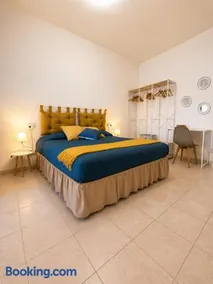 Levante Apartment - Image 2