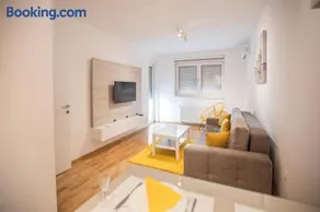 Jelena Apartment II - Image 2