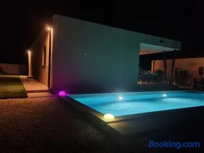 Vila Mila Private Pool Retreat - Image 2