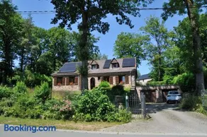 Très belle Villa 4 façades dans quartier vert et arboré - 5 kms de Namur - Image 1
