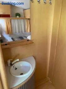 Karavan Pod Lipami - Image 3