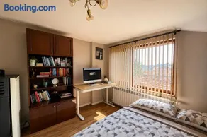 Mountain View Apartment - Image 3