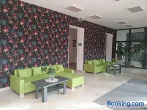Szkolne Schronisko Młodzieżowe Dąbrówka - Image 3