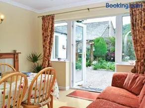 The Nook Pooley Bridge - Image 2