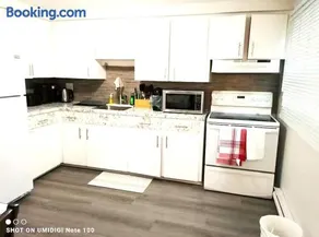 Executive room in a cozy Apt - Image 3