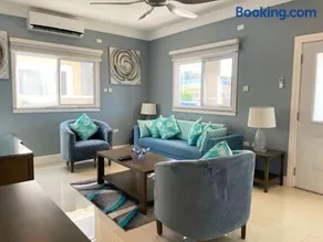 Royalty Vacation Home - Image 2