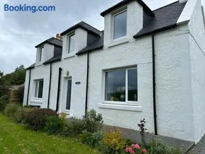 Stratheyre Cottage - Image 2