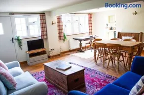 The Snug, Beautiful Country Retreat - Image 1