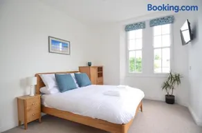 Towennan - four bedroomed apartment in quiet seaside village. - Image 2