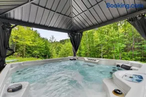 Cabin Retreat & Spa - La Cozy Creek Cabin - Image 2