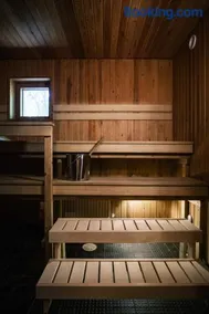 Näsby apartment with sauna - Image 3
