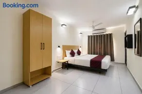 Starlight Hotels Pondy Bazaar T.Nagar Chennai - Image 2