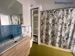 Daffys Beach House - Image 3