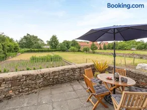 3 Bed in Kirkbymoorside oc-y100 - Image 2