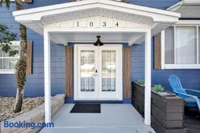 TIKI BLUE-Fun for Big Groups-Near Beach, Hot Tub, Heated Pool - Image 3
