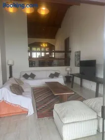 Casa ampla e confortável - Image 4