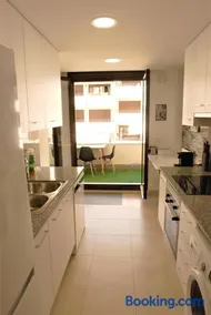 Apartamento CERCA PLAYA CON BALCON Y BBQ - Image 4