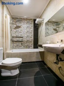 Bay Area Suites Manila - Image 4